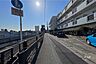 その他：敷地北東側の前面道路