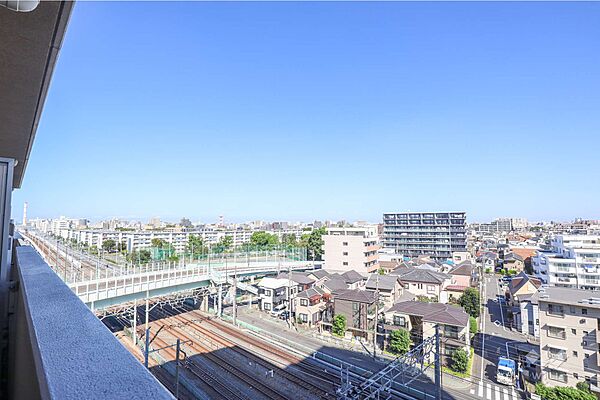 バルコニーからの眺め（東方向）［2026年9月24日撮影］