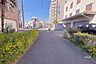 その他：敷地北側の前面道路（東側から）