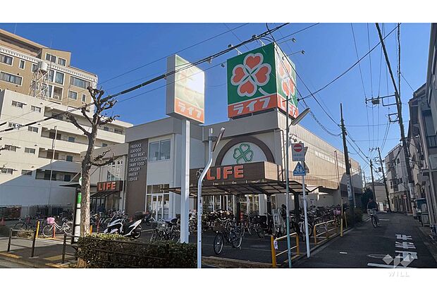 ライフ(東尾久店)の外観