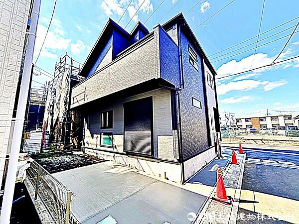 現在建築中の現場で工事進行中です。現地写真（2026年6月6日撮影）をご覧ください。