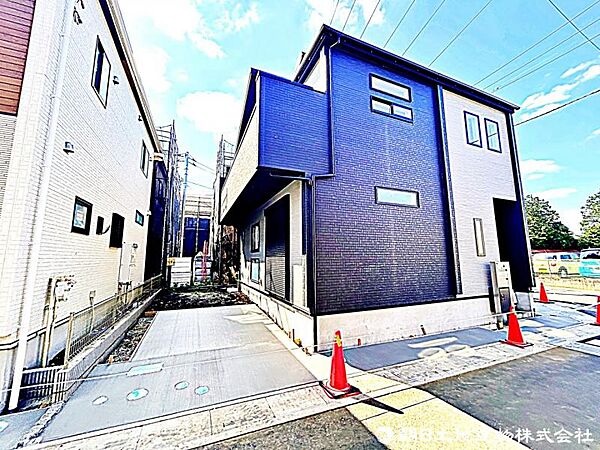 現在建築中の現場で工事進行中です。現地写真（2026年6月6日撮影）をご覧ください。