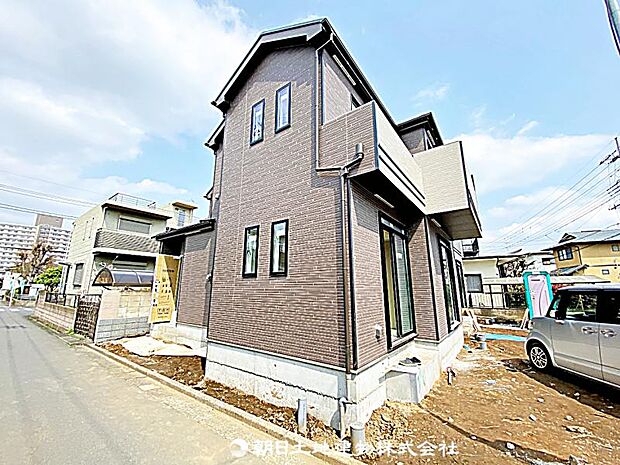 現在建築中の現場で工事進行中です。現地写真(2026年3月30日撮影)をご覧ください。