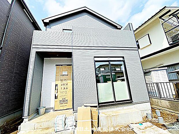 現在建築中の現場で工事進行中です。現地写真(2026年3月30日撮影)をご覧ください。