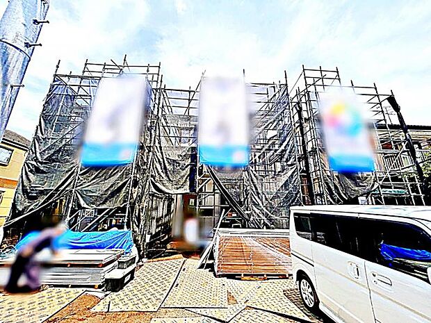 現在建築中の現場で工事進行中です。現地写真（2026年5月15日撮影）をご覧ください。