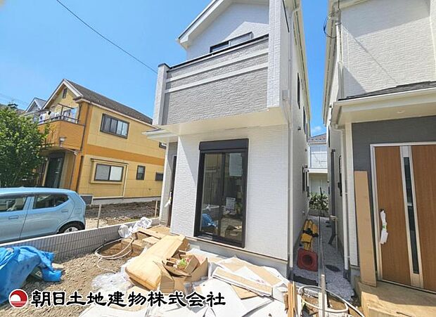 現在建築中の現場で工事進行中です。現地写真(2026年7月19日撮影)をご覧ください。