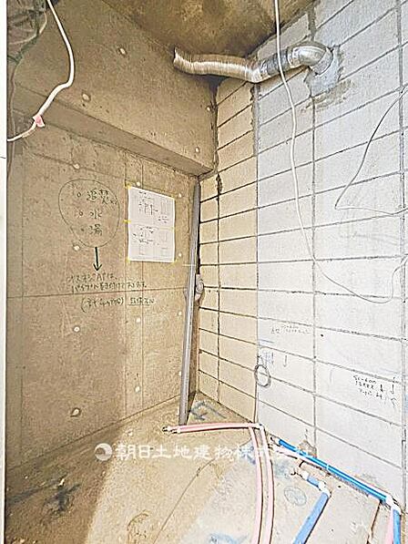 現在建築中の現場で工事進行中です。現地写真（2026年7月26日撮影）をご覧ください。 