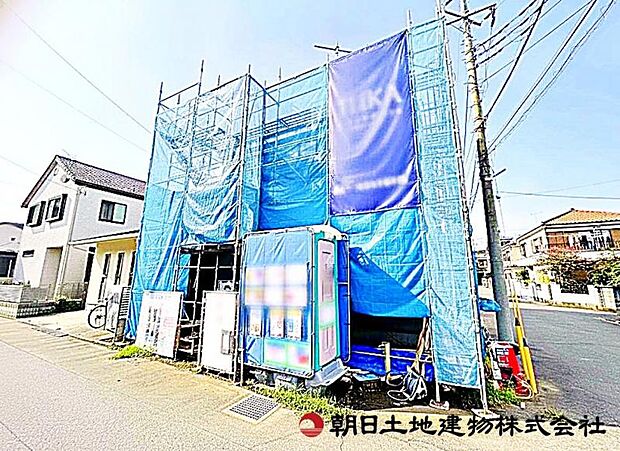 現在建築中の現場で工事進行中です。現地写真(2026年7月9撮影)をご覧ください。