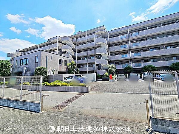 現地写真（2026年7月9日撮影）。室内はリフォーム中です。