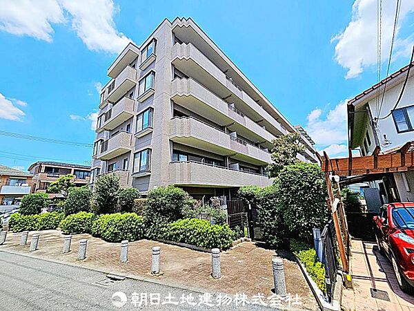 現地写真（2026年7月9日撮影）。室内はリフォーム中です。