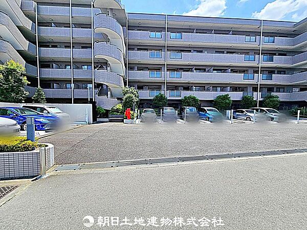 現地写真（2026年7月9日撮影）。室内はリフォーム中です。