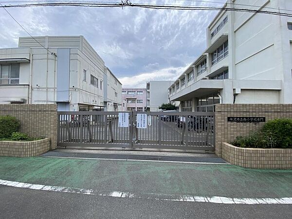 所沢市立南小学校まで徒歩6分425ｍ！毎日の通学負担を軽減できる、子育て世帯に嬉しい環境。