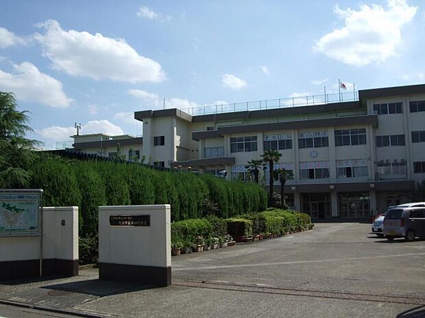 武蔵村山市立第四中学校まで徒歩7分517m!近すぎず遠すぎない、ちょうど良い距離感が魅力。