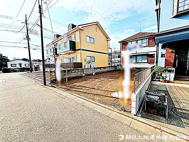 現在建築中の現場で工事進行中です。現地写真(2026年7月30日撮影)をご覧ください。