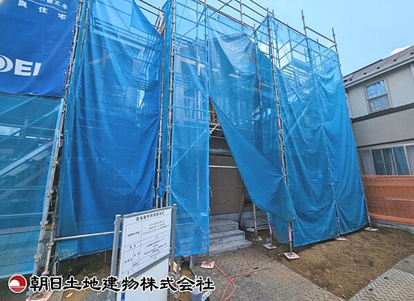 現在建築中の現場で工事進行中です。現地写真（2026年7月19日撮影）をご覧ください。
