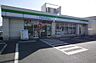 周辺：ファミリーマート 西東京谷戸町店まで徒歩6分434ｍ！急な買い足しにもすぐ対応でき、忙しい日常をしっかりサポートしてくれます。
