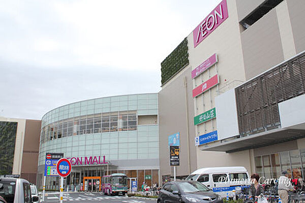 イオンモール東久留米店まで徒歩10分779ｍ！日々のお買い物に便利で、生活利便性の高い住環境が整っています。