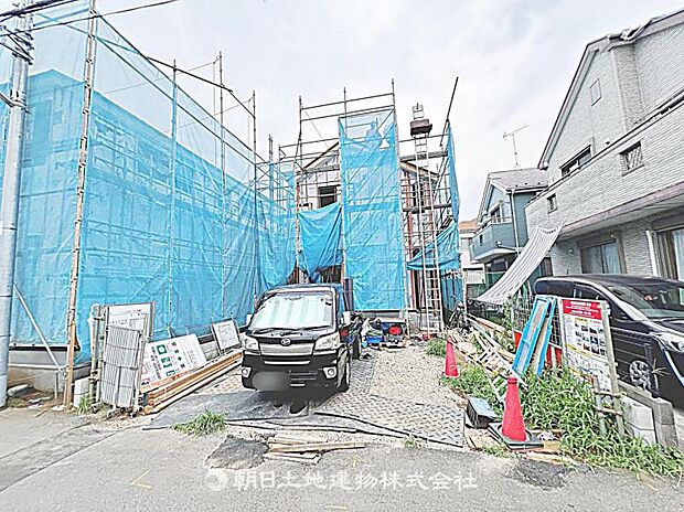 現在建築中の現場で工事進行中です。現地写真(2026年7月31日撮影)をご覧ください。