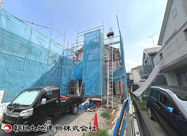 現在建築中の現場で工事進行中です。現地写真(2026年7月31日撮影)をご覧ください。
