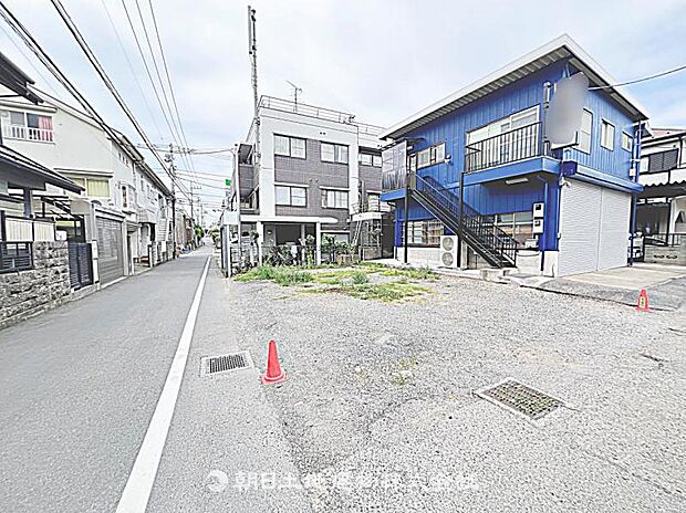 現在建築中の現場で工事進行中です。現地写真(2026年7月31日撮影)をご覧ください。