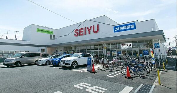 西友　所沢榎町店まで徒歩13分1002ｍ！日々のお買い物に便利で、生活利便性の高い住環境が整っています。