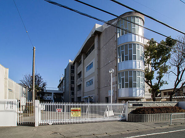 東村山市立野火止小学校まで徒歩10分785ｍ！毎日の通学負担を軽減できる、子育て世帯に嬉しい環境。