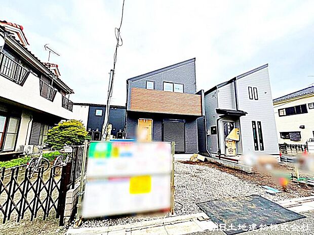 現在建築中の現場で工事進行中です。現地写真(2026年8月23日撮影)をご覧ください。