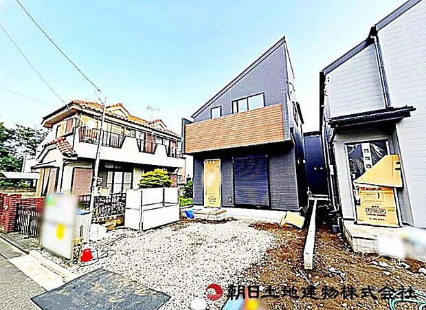現在建築中の現場で工事進行中です。現地写真(2026年8月23日撮影)をご覧ください。