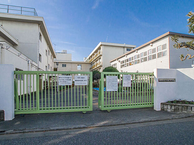小平市立小平第一中学校まで徒歩7分513m!通学施設が徒歩圏内で、お子様の通学も安心の立地です。