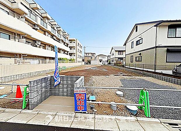 建築条件付きの更地です。条件内で理想の住まいをプラン可能。現地写真(2026年9月7日撮影)をご覧ください。