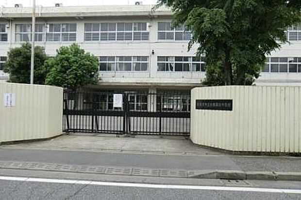 西東京市立田無第四中学校まで徒歩9分666m!毎日の通学負担を軽減できる、子育て世帯に嬉しい環境。