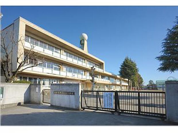 西東京市立向台小学校まで徒歩13分1022m!無理のない通学距離で、生活とのバランスが良好な立地です。