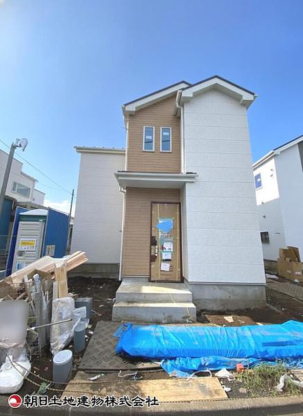 現在建築中の現場で工事進行中です。現地写真(2026年9月3日撮影)をご覧ください。
