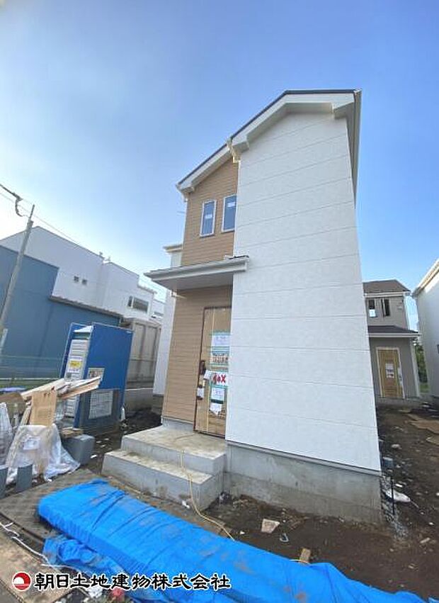 現在建築中の現場で工事進行中です。現地写真(2026年9月3日撮影)をご覧ください。