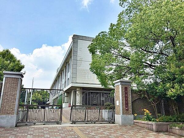 みよし市立中部小学校教育目標「思いやりがあり、心身ともに たくましい子」 1000m