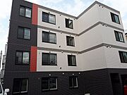 白石駅より徒歩9分 築6年4ヶ月 4階建の賃貸物件