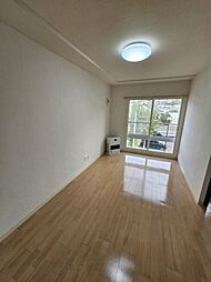 アミカル美園 1階1LDKのリビング/ダイニング