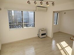 エール平岸 2階1LDKのリビング/ダイニング