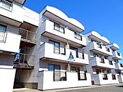 三本松口駅より徒歩20分 築29年3ヶ月 3階建の賃貸物件