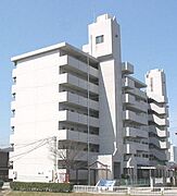 米子駅より徒歩6分 築34年8ヶ月 7階建の賃貸物件