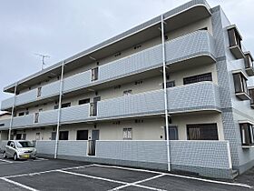 ファミール笠原 301 ｜ 茨城県水戸市笠原町1361-7（賃貸マンション2LDK・3階・56.43㎡） その1