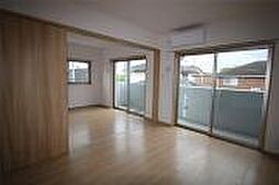 Lutoriine 307 1階2LDKのリビング/ダイニング