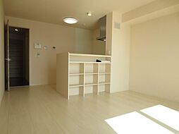 アルモニー　B 305 3階1LDKのリビング/ダイニング