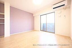 イーストブルー　Ｉ 203 2階1LDKのリビング/ダイニング