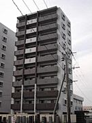 宮崎神宮駅より徒歩3分 築7年2ヶ月 10階建の賃貸物件