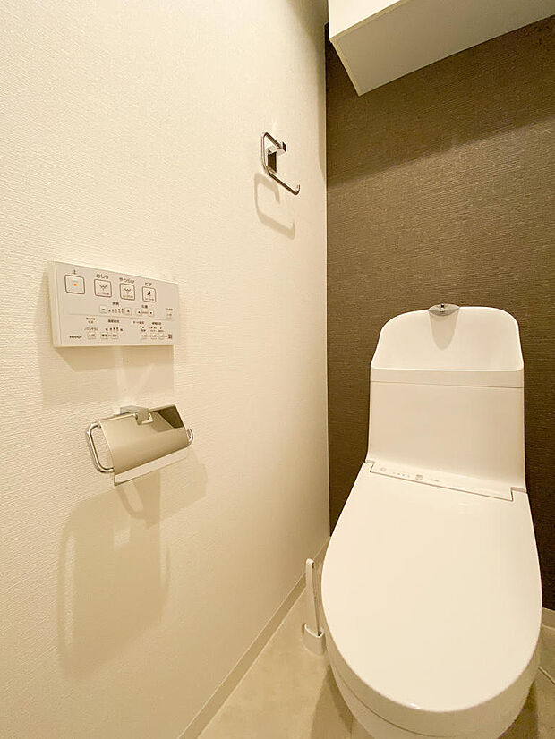 【トイレ】・LIXIL製シャワートイレ