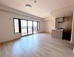 フェアロージュ・ガーデンズ川崎　8階 2SLDKのリビング/ダイニング