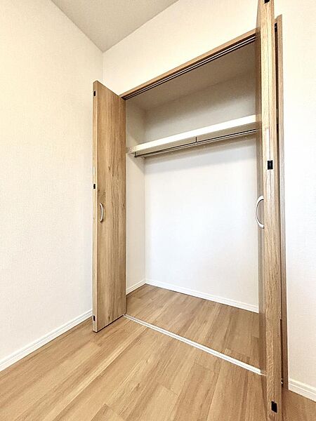 たっぷり収納で、お部屋を広く使えます