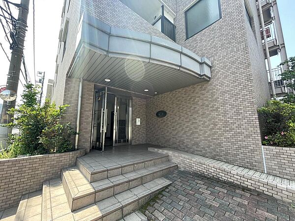 エントランスを拡大表示