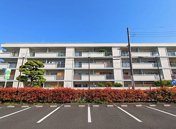 apartment 神奈川県横浜市西区みなとみらい２丁目3-3　クイーンズタワーC12階